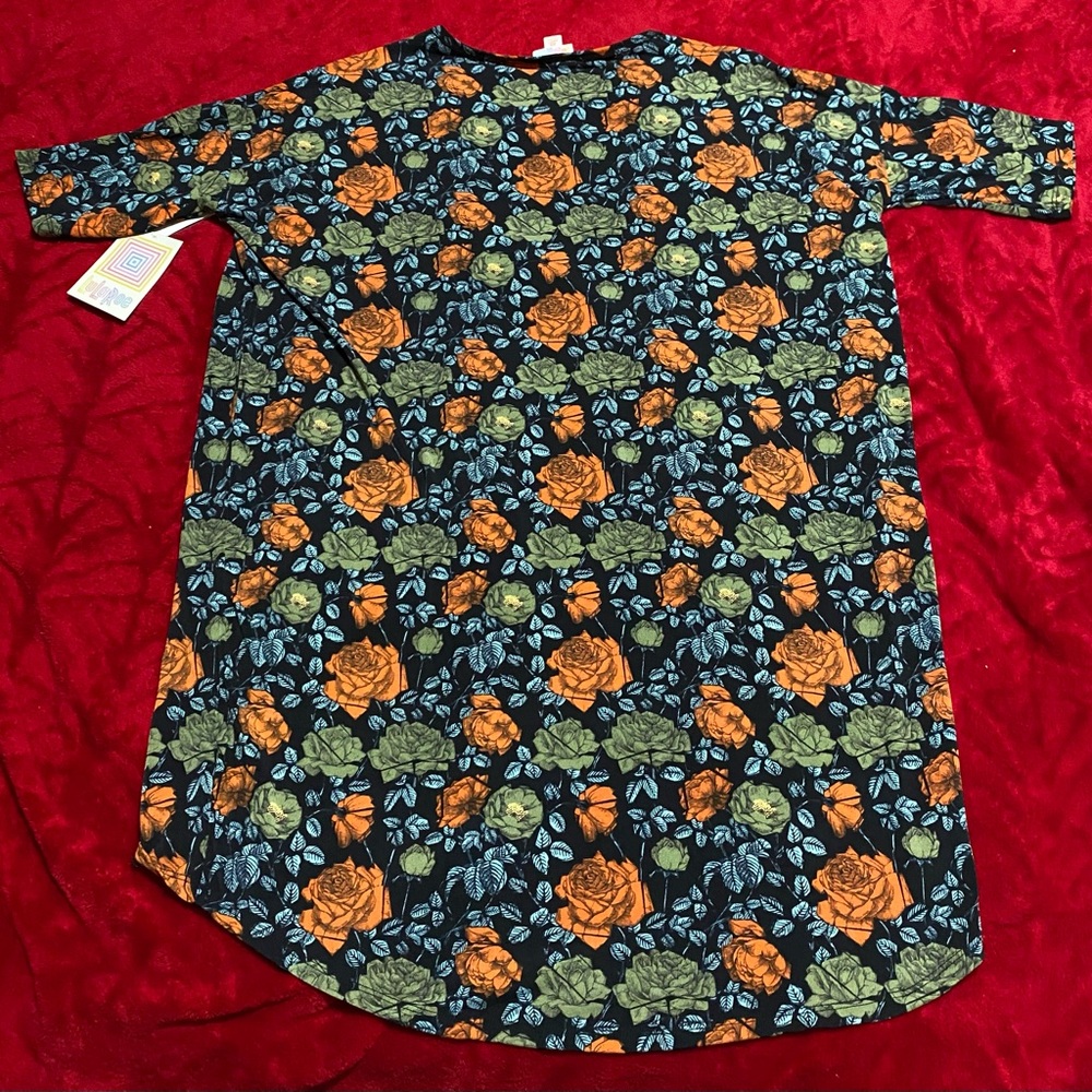 OVERSIZED XS NWT CLOSET CLEAR OUT ON ALL LULAROE MAKE AN OFFER BUNDLE SUPER SOFT - Picture 9 of 12